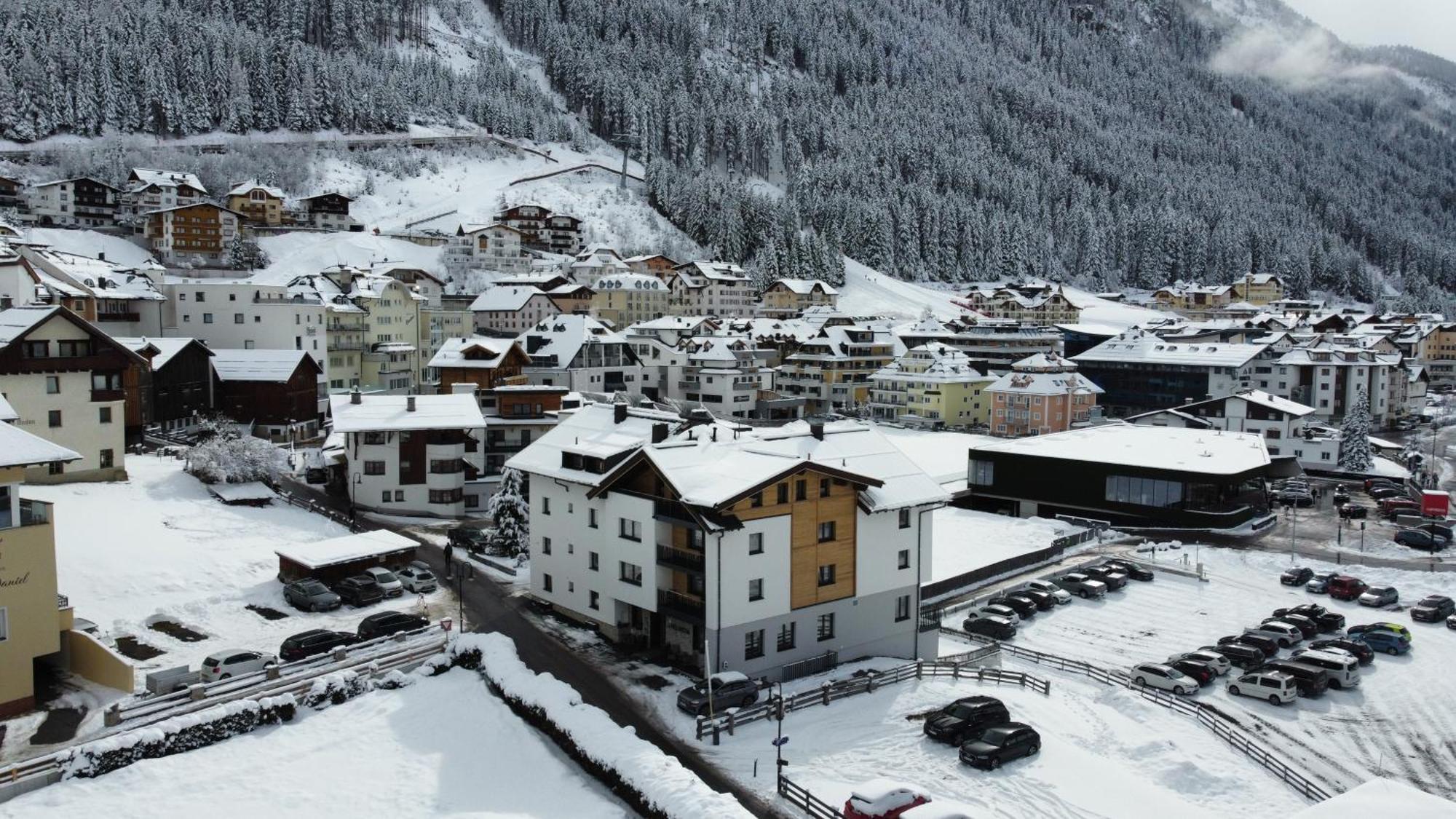 Hotel Garni Helvetia 3*