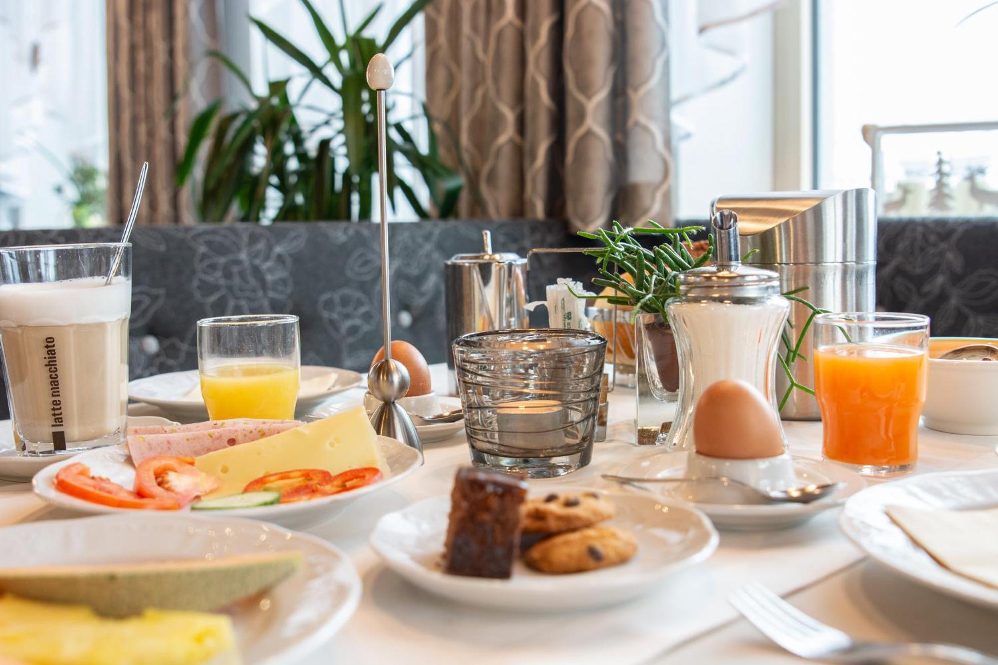 Hotel Garni Helvetia 3*