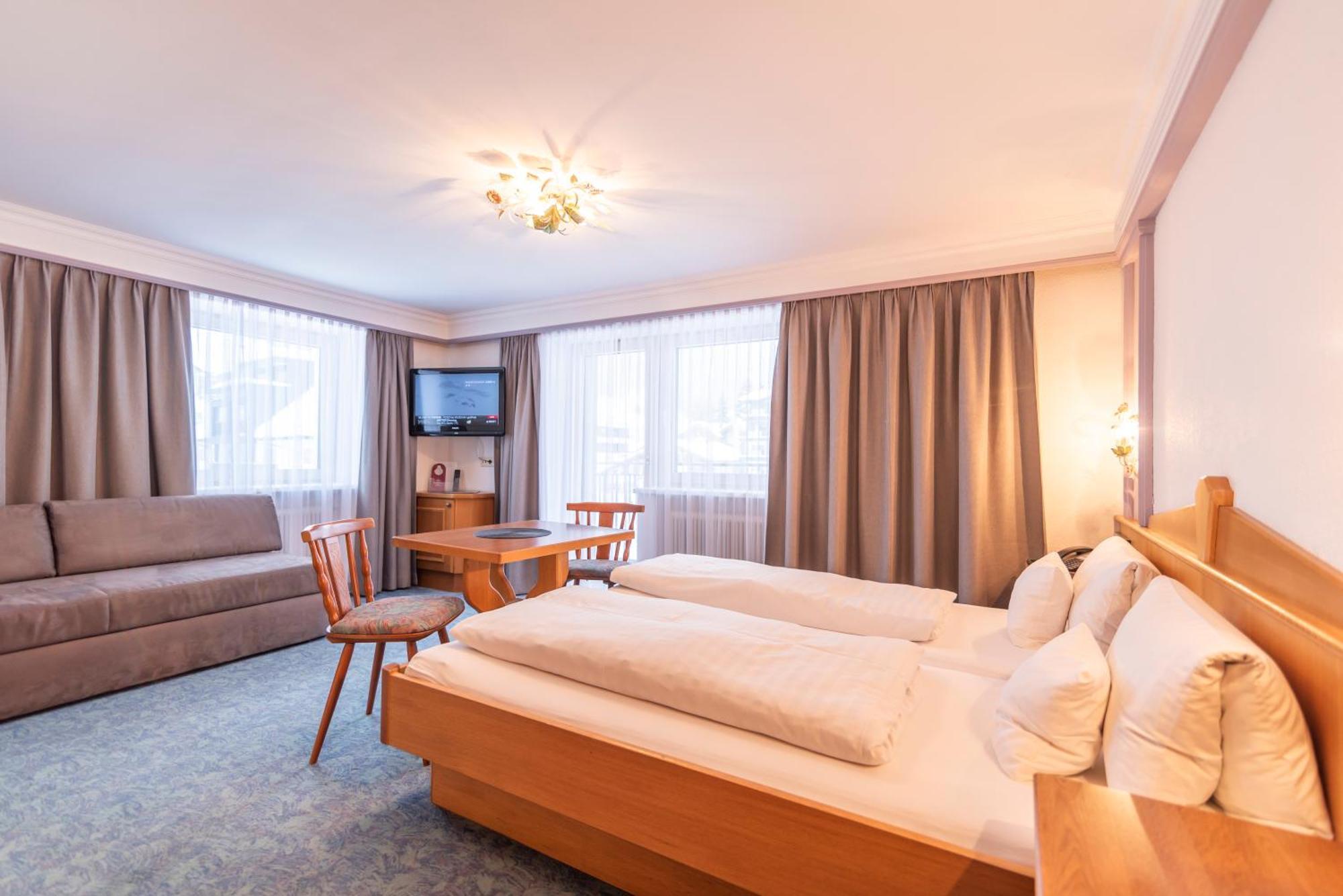 Garni Helvetia Hotel 3*