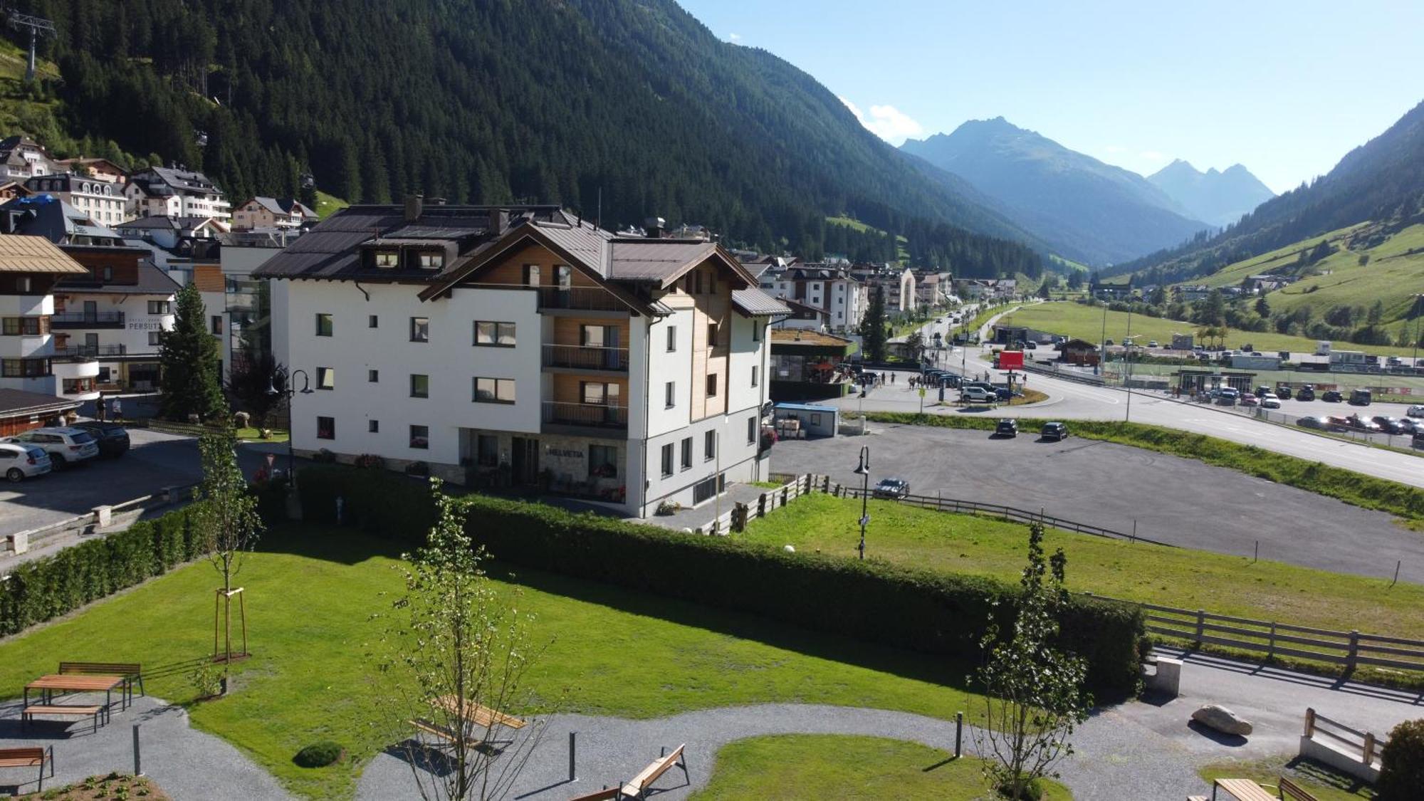 Hotel Garni Helvetia